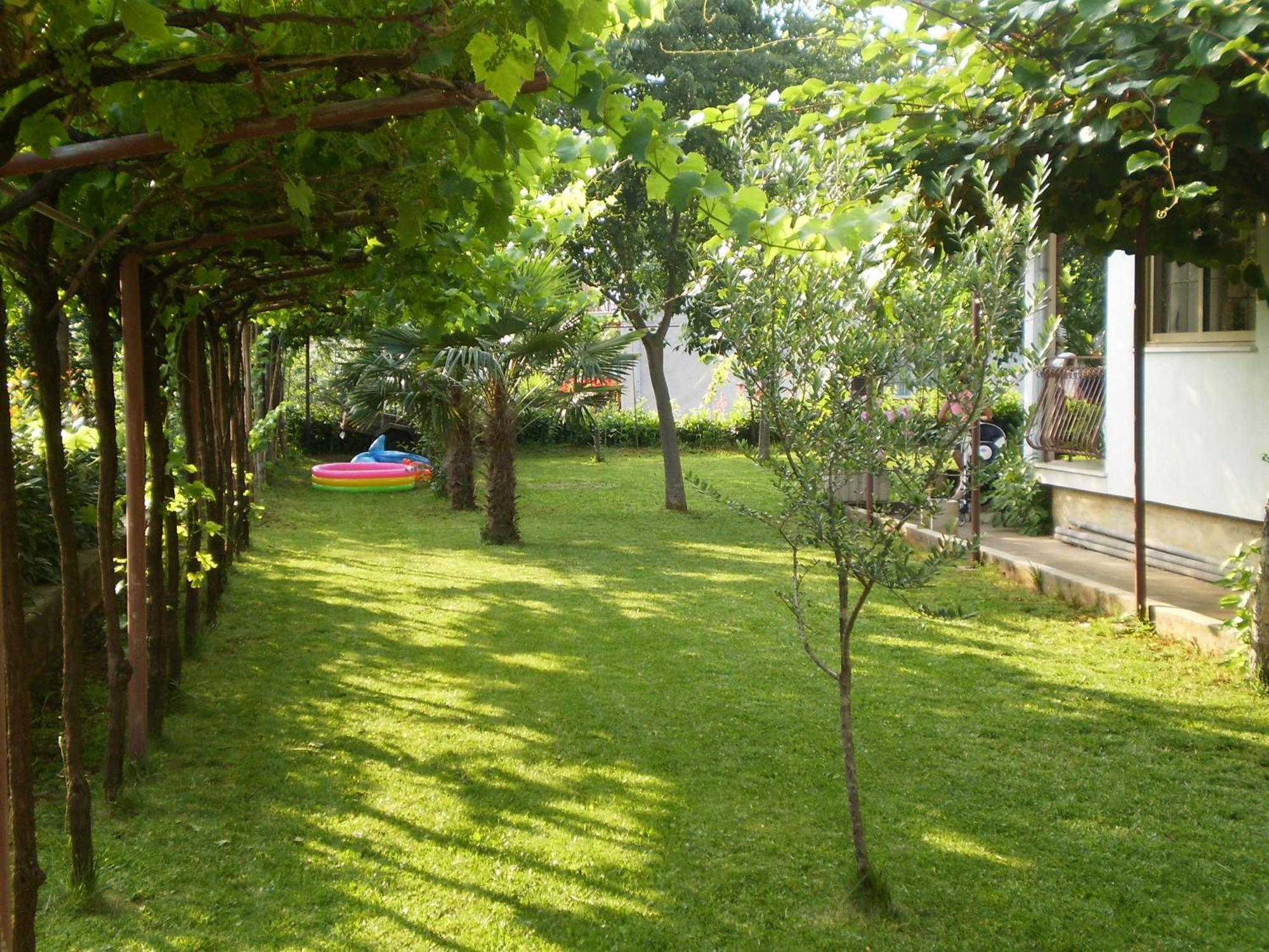 Apartma Modrusan *